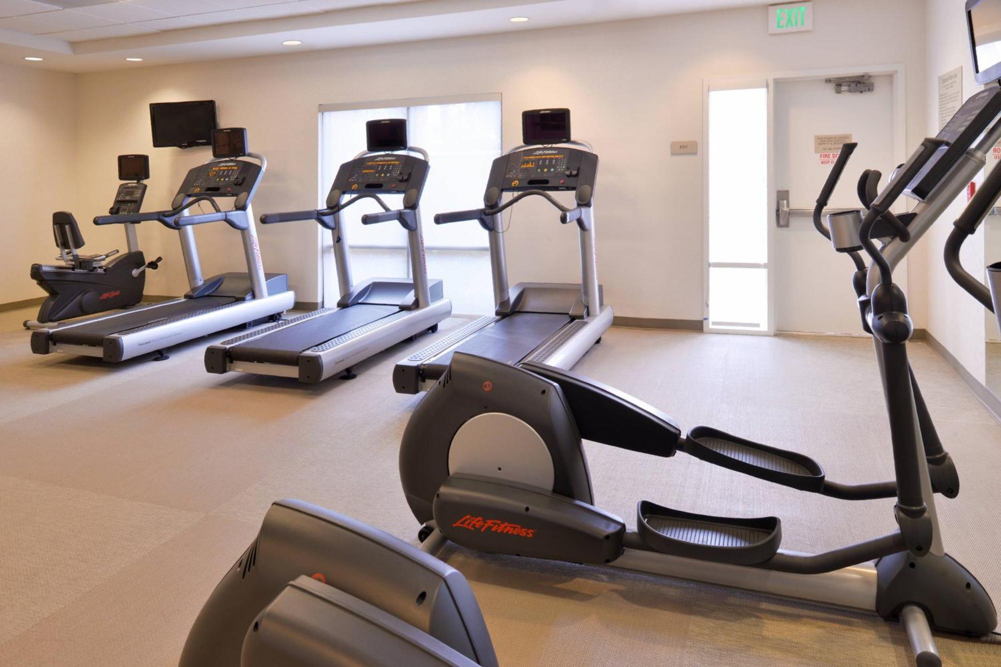 Springhill Suites By Marriott Corona Riverside Extérieur photo