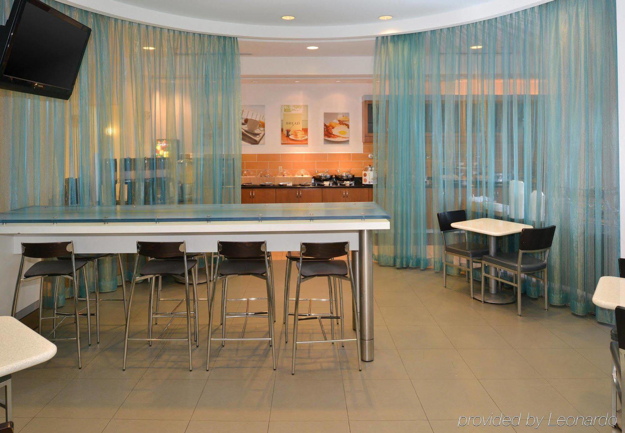Springhill Suites By Marriott Corona Riverside Extérieur photo