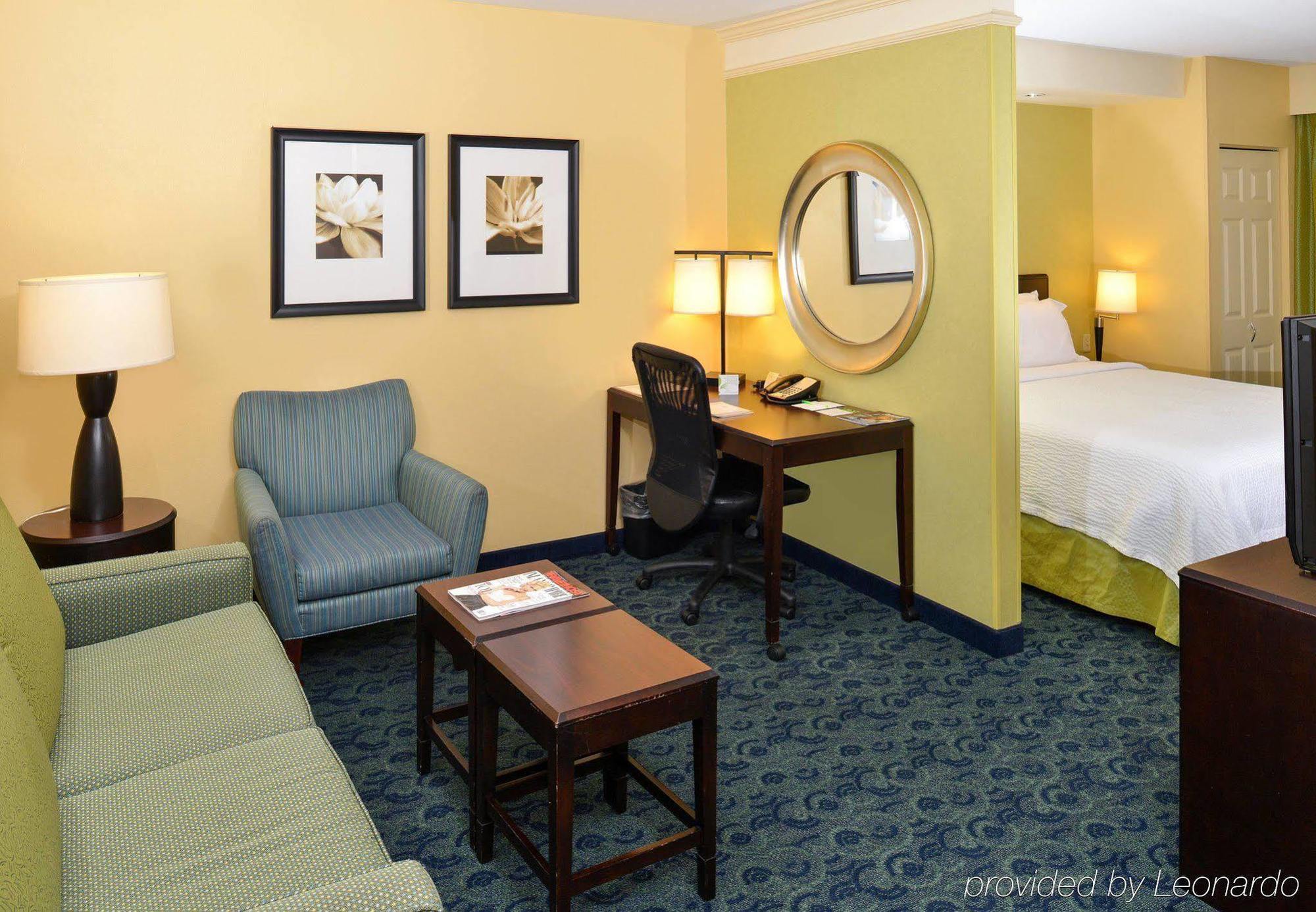 Springhill Suites By Marriott Corona Riverside Extérieur photo